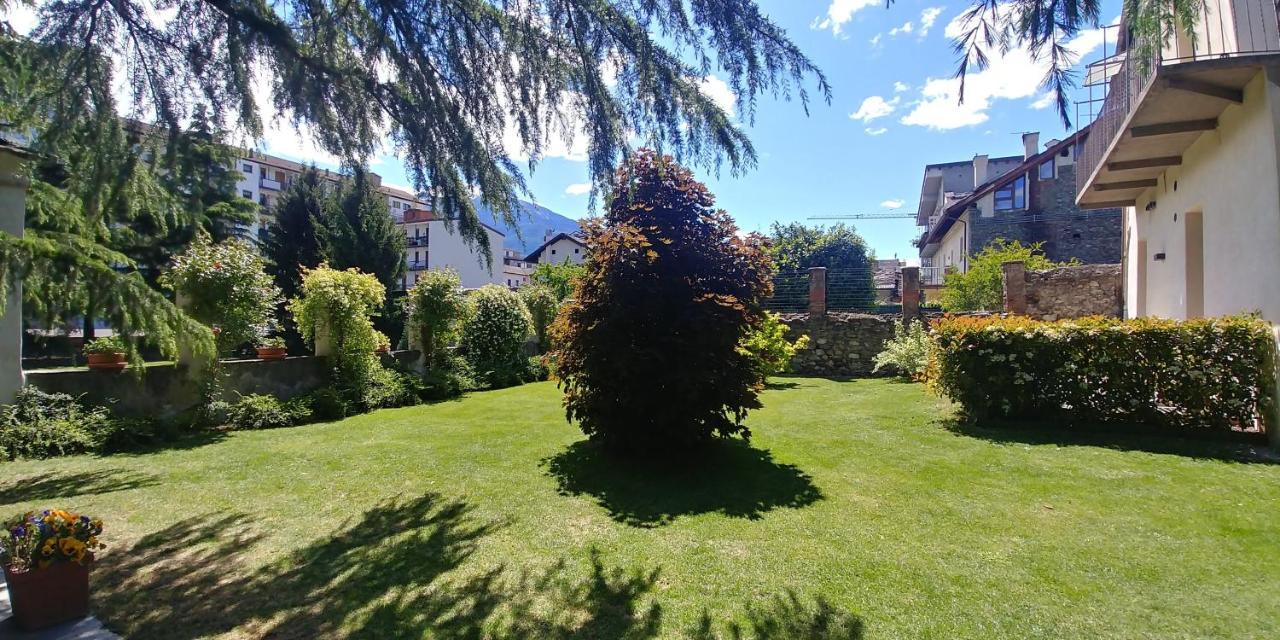 Casa Di Sant'Anselmo Aosta - Il Parco Apartment Luaran gambar